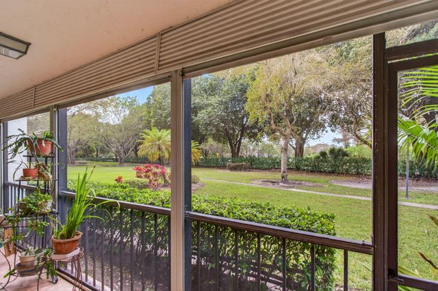 5900 NW 44th Street 115, Lauderhill, FL 33319