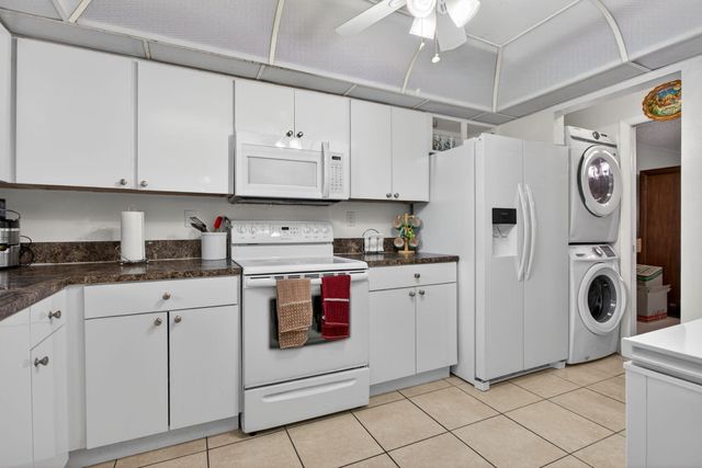 5900 NW 44th Street 115, Lauderhill, FL 33319