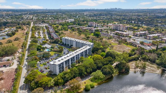 5900 NW 44th Street 115, Lauderhill, FL 33319