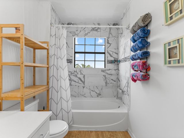 575 Beachfront Drive, Matagorda, TX 77457