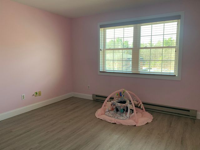 39 Ernest Ave Apt 303, Exeter, NH 03833