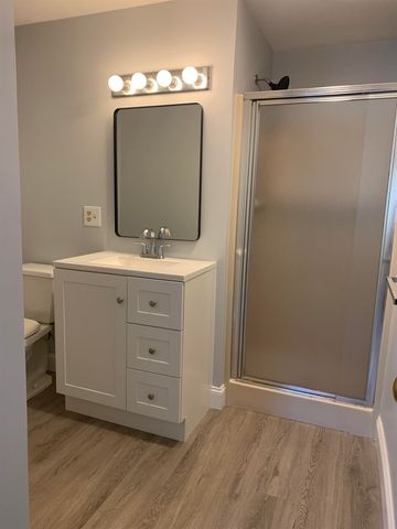 39 Ernest Ave Apt 303, Exeter, NH 03833