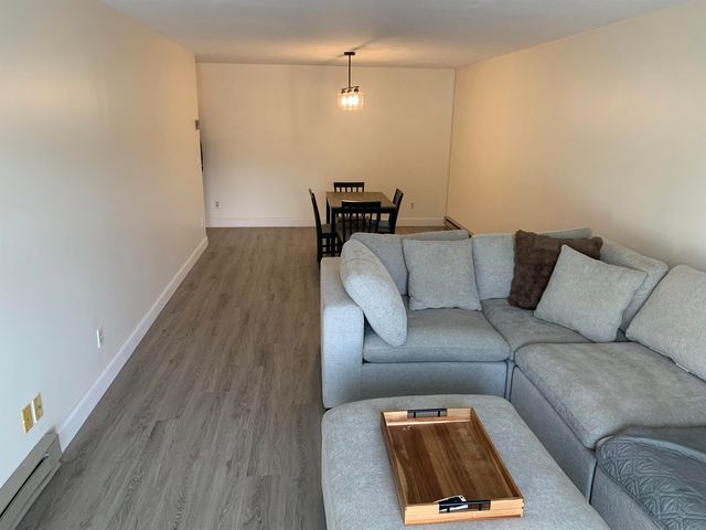 39 Ernest Ave Apt 303, Exeter, NH 03833