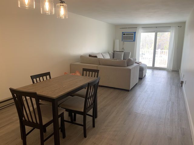 39 Ernest Ave Apt 303, Exeter, NH 03833