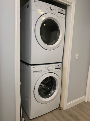 39 Ernest Ave Apt 303, Exeter, NH 03833