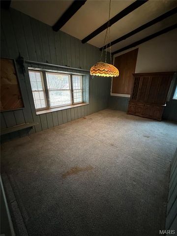 594 Blanche Drive, St Charles, MO 63303