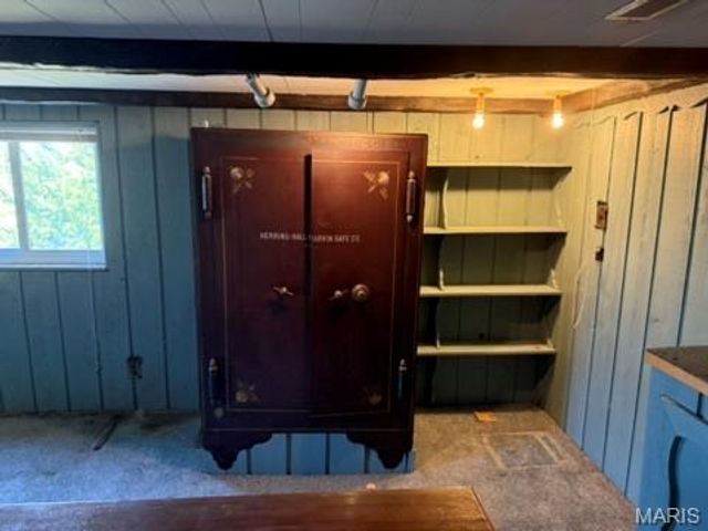 594 Blanche Drive, St Charles, MO 63303