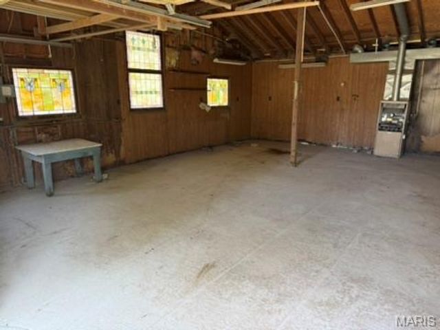 594 Blanche Drive, St Charles, MO 63303