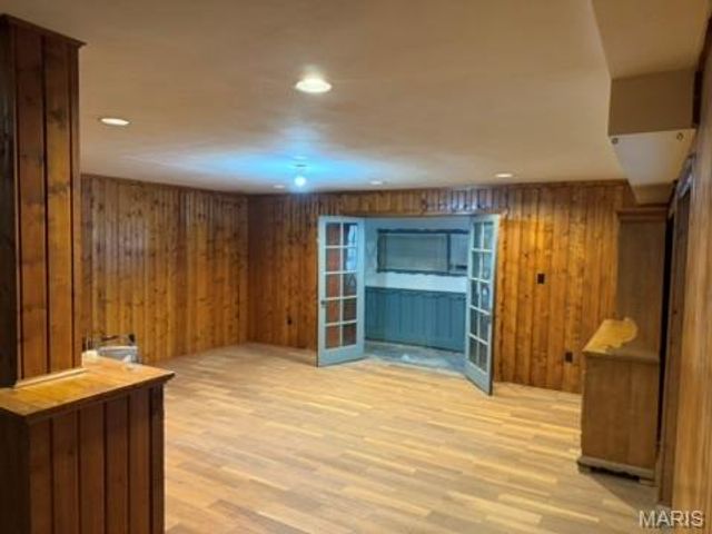 594 Blanche Drive, St Charles, MO 63303