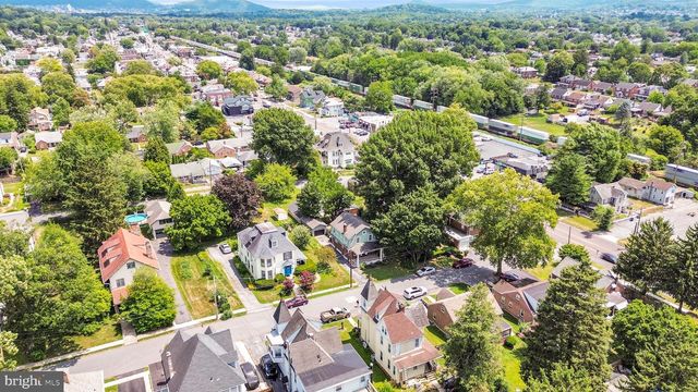 11 LAIRD ST, West Lawn, PA 19609