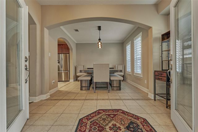 214 Wyndemere Drive, Montgomery, TX 77356