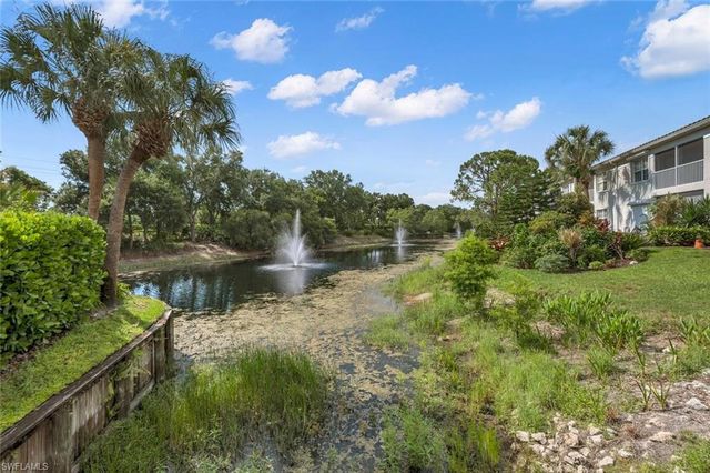 6834 Lantana Bridge RD 101, Naples, FL 34109