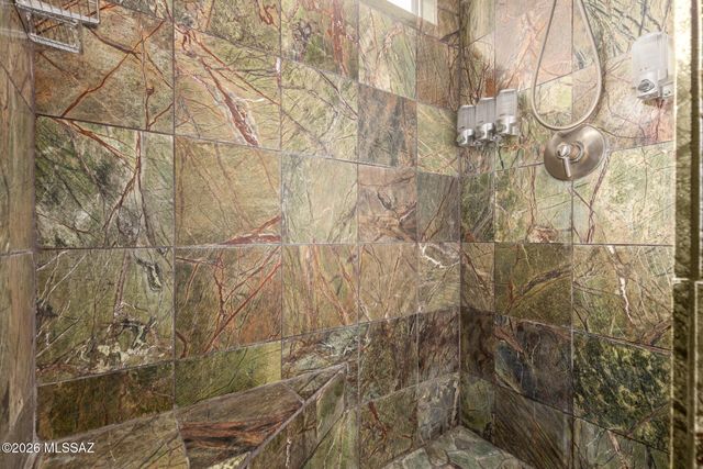 2325 W Silverbell Tree Drive, Tucson, AZ 85745