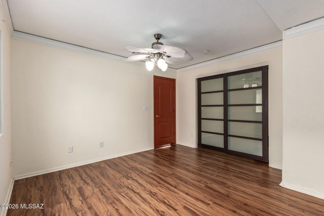 2325 W Silverbell Tree Drive, Tucson, AZ 85745