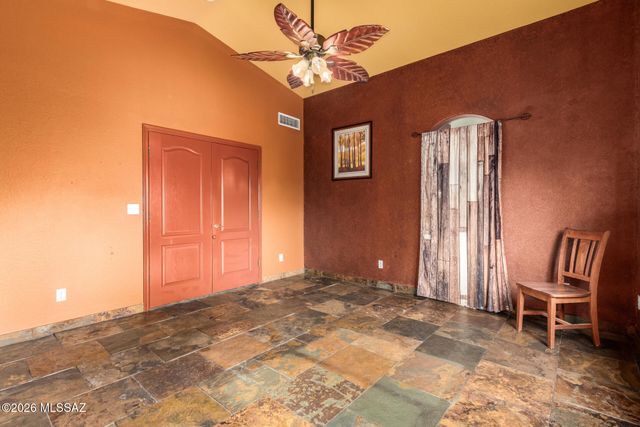 2325 W Silverbell Tree Drive, Tucson, AZ 85745