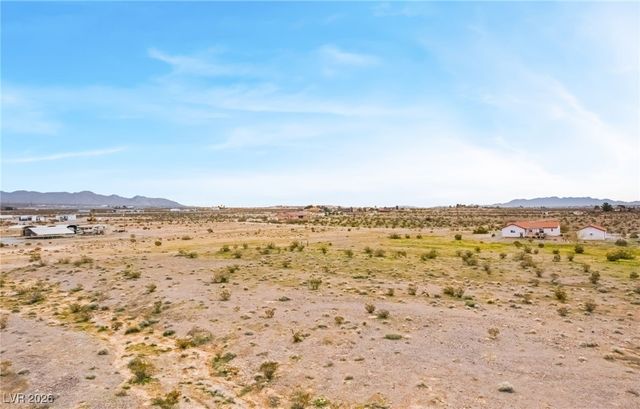 2911 North Morales Lane, Pahrump, NV 89060