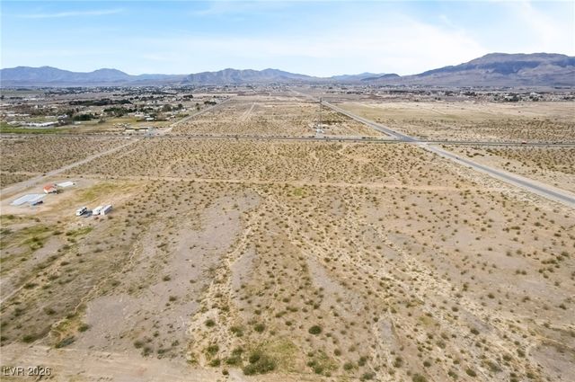 2911 North Morales Lane, Pahrump, NV 89060