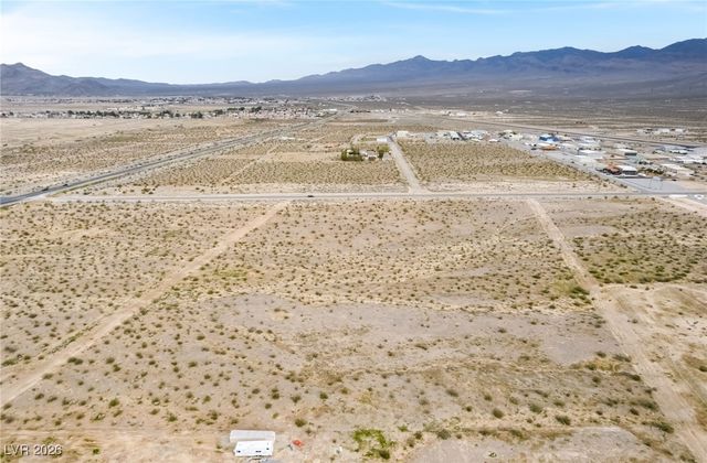 2911 North Morales Lane, Pahrump, NV 89060