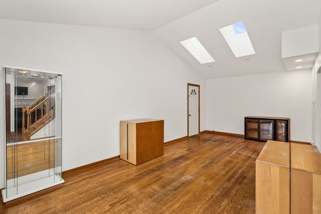 543 LE PARC Circle, Buffalo Grove, IL 60089