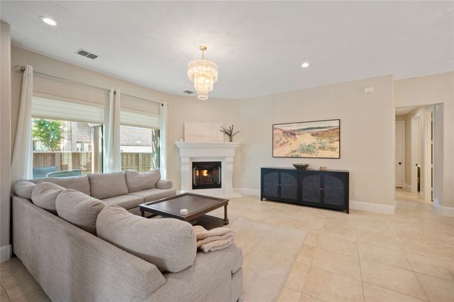 7019 Comal Drive, Irving, TX 75039