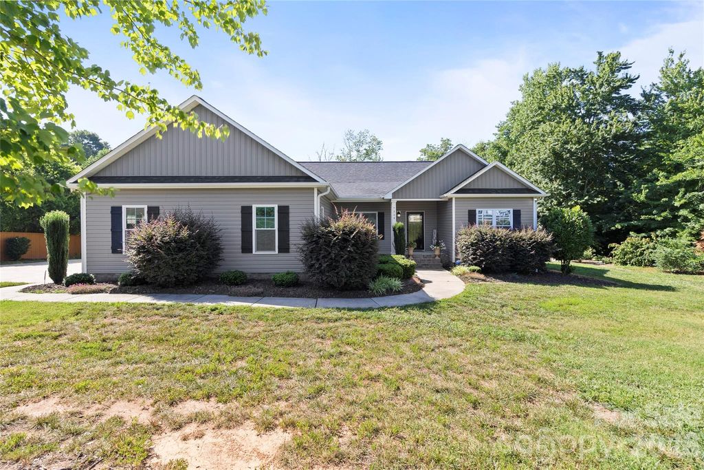 7324 Forney Hill Road, Denver, NC 28037