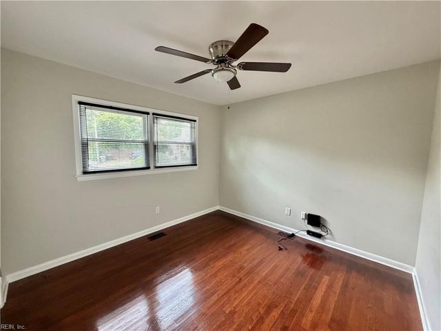129 Pamela DR, Hampton, VA 23666