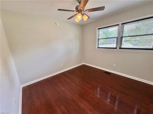129 Pamela DR, Hampton, VA 23666
