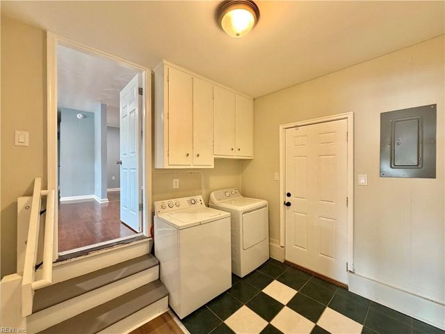 129 Pamela DR, Hampton, VA 23666