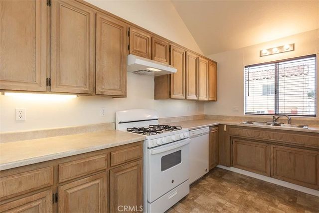 1185 E Foothill, San Luis Obispo, CA 93405