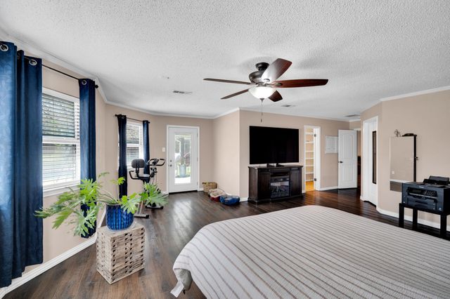 114 Jean Lane, Burleson, TX 76028