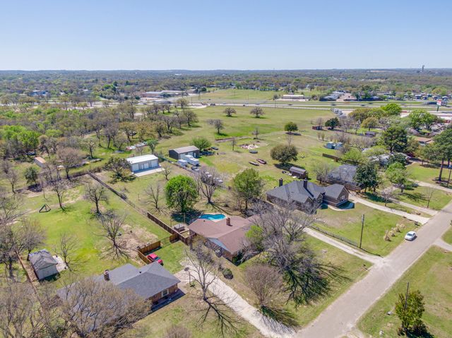 114 Jean Lane, Burleson, TX 76028