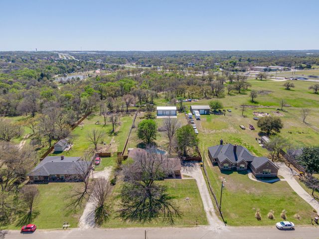 114 Jean Lane, Burleson, TX 76028