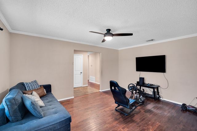 114 Jean Lane, Burleson, TX 76028