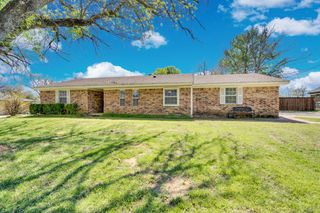 114 Jean Lane, Burleson, TX 76028