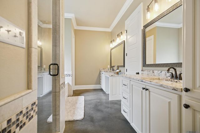 20636 La Rouge Ct, Livingston, LA 70754