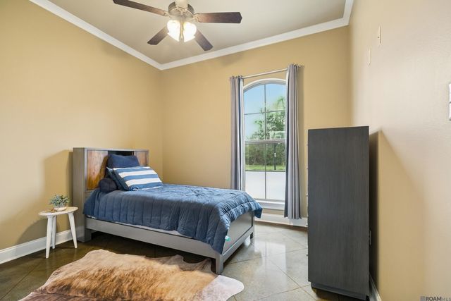 20636 La Rouge Ct, Livingston, LA 70754