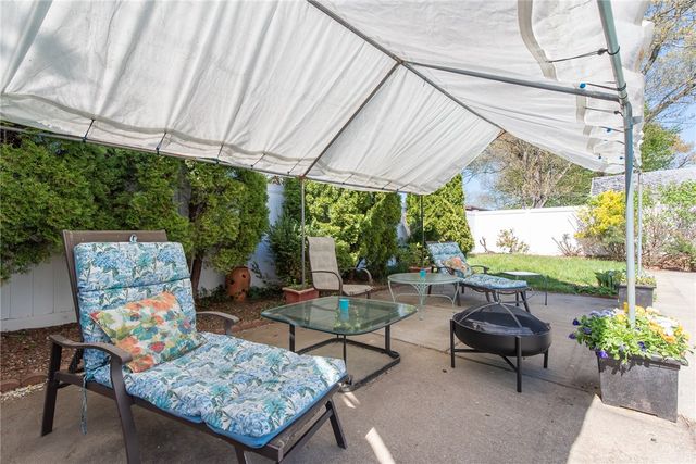 47 Amsterdam Avenue, Warwick, RI 02889