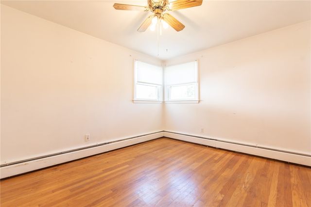 47 Amsterdam Avenue, Warwick, RI 02889