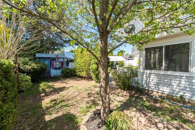 47 Amsterdam Avenue, Warwick, RI 02889