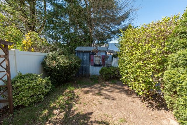 47 Amsterdam Avenue, Warwick, RI 02889