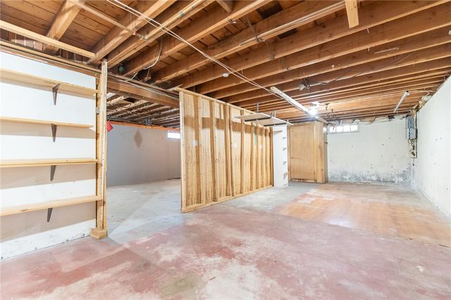 47 Amsterdam Avenue, Warwick, RI 02889
