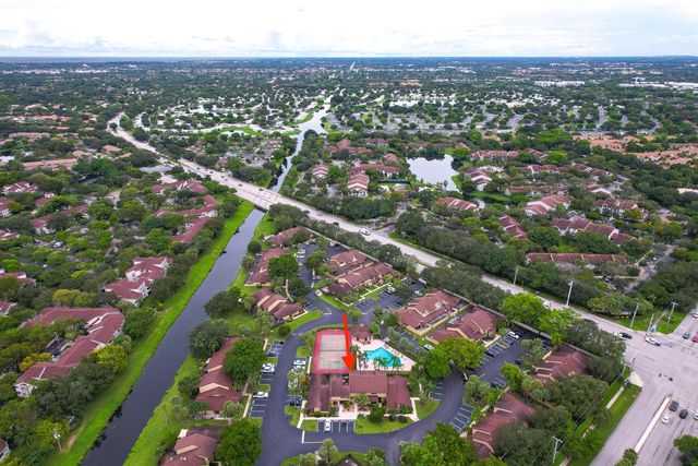 8847 Cleary Boulevard, Plantation, FL 33324