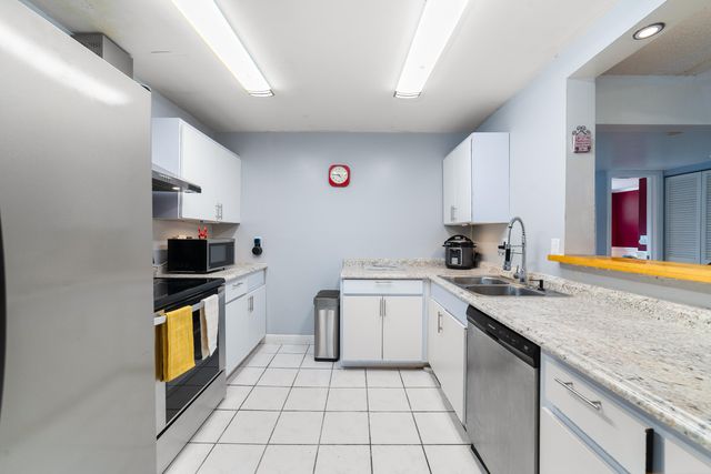 8847 Cleary Boulevard, Plantation, FL 33324
