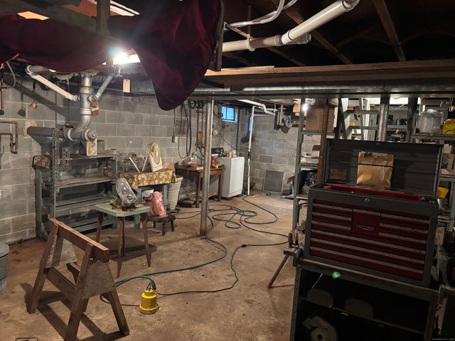 42 Wildcat Road, Madison, CT 06443