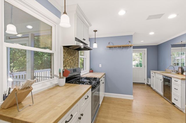 1228 Ravenel Drive, Charleston, SC 29407