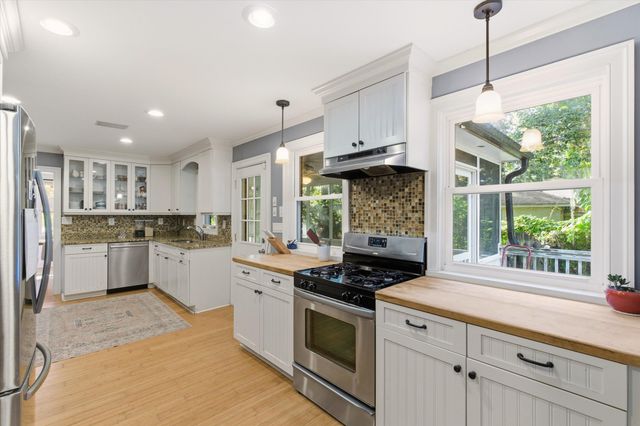 1228 Ravenel Drive, Charleston, SC 29407