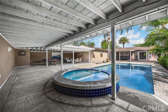 329 E 19th, Costa Mesa, CA 92627