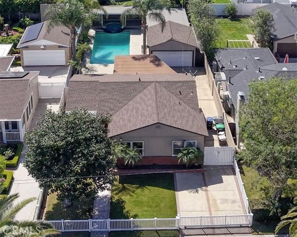 329 E 19th, Costa Mesa, CA 92627