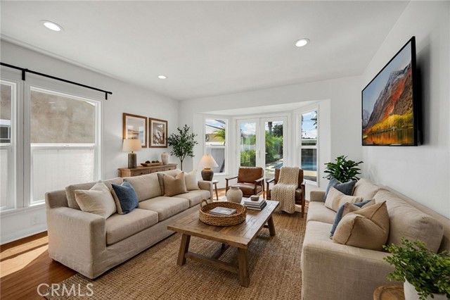 329 E 19th, Costa Mesa, CA 92627