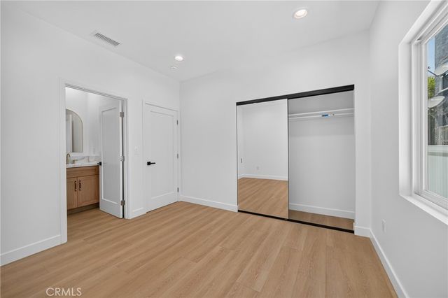 2937 10th, Los Angeles, CA 90018